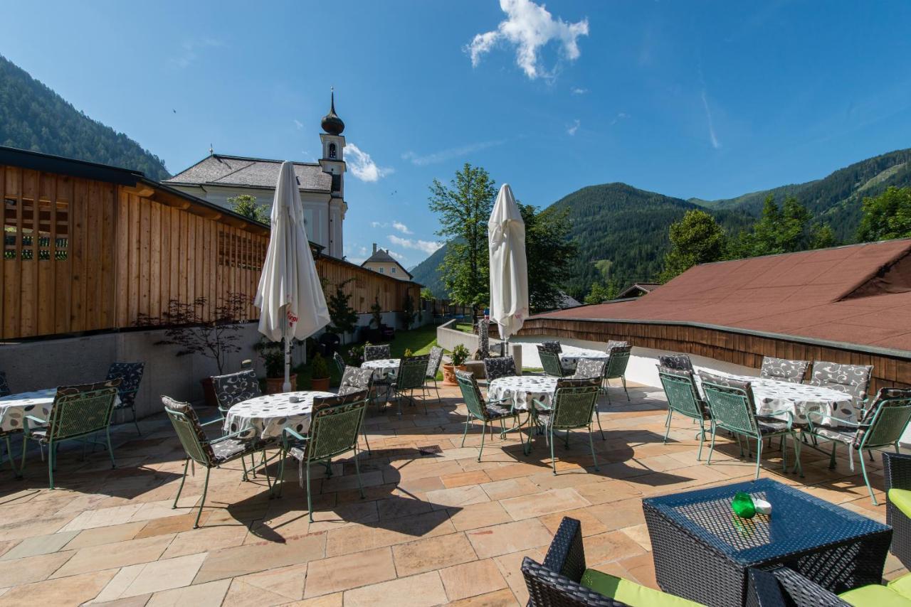 Hotel Forellenhof Flachau Exterior photo